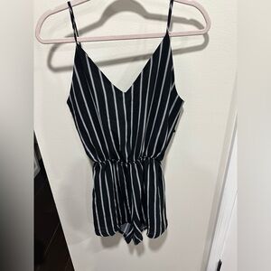 Short sleeve/shorts jumpsuit